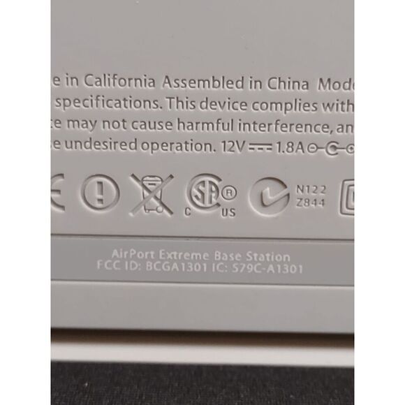 Apple A1301 AirPort Extreme Base Station Wireless N Router Tested for Power - Picture 4 of 6